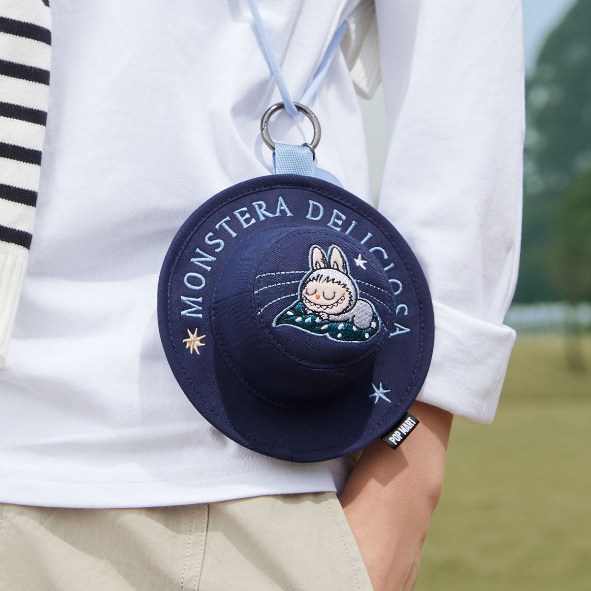 THE MONSTERS FALL IN WILD SERIES-Bucket Hat Mini Bag BIind Box