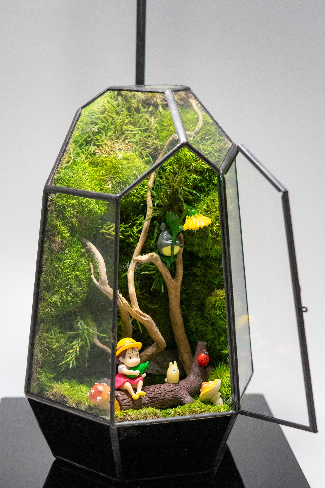 Totoro & Mei in Forest -  Ghibli-inspired Preserved Moss Terrarium Home Decor