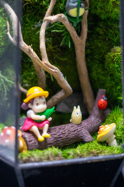Totoro & Mei in Forest -  Ghibli-inspired Preserved Moss Terrarium Home Decor