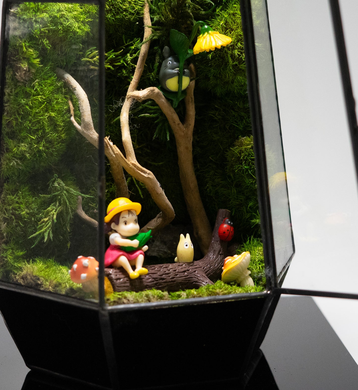 Totoro & Mei in Forest -  Ghibli-inspired Preserved Moss Terrarium Home Decor
