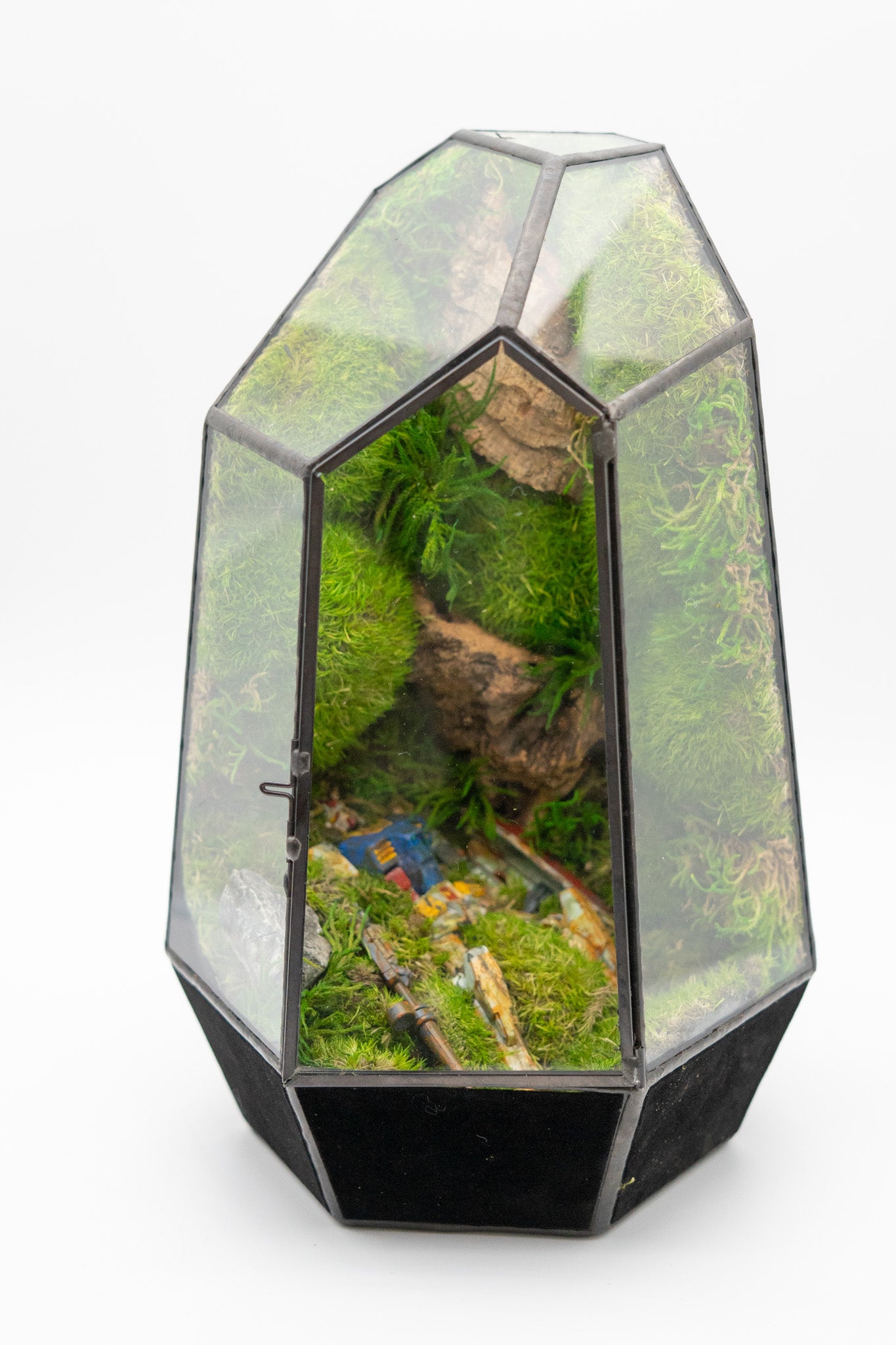 Abandoned Gundam in Forest Preserved Moss Terrarium