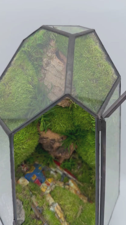 Abandoned Gundam in Forest Preserved Moss Terrarium